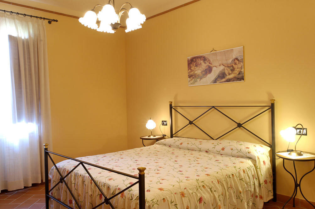 Villa Agriturismo Montemari Palaia Zimmer foto