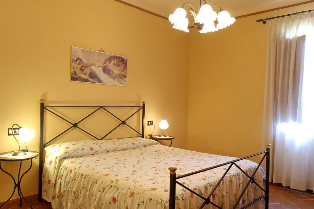 Villa Agriturismo Montemari Palaia Zimmer foto